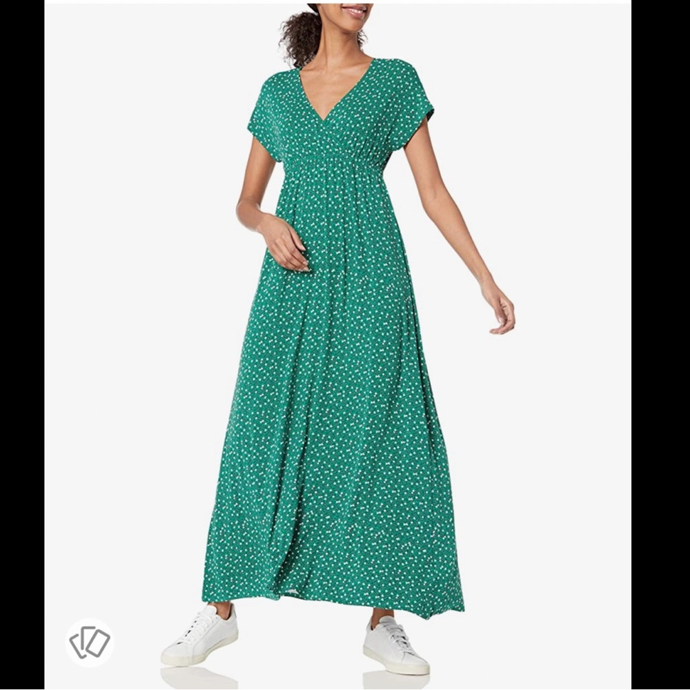 XXL Green ditsy floral maxi dress